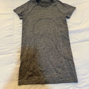Lululemon Swiftly Tech 2.0 short sleeve hip length